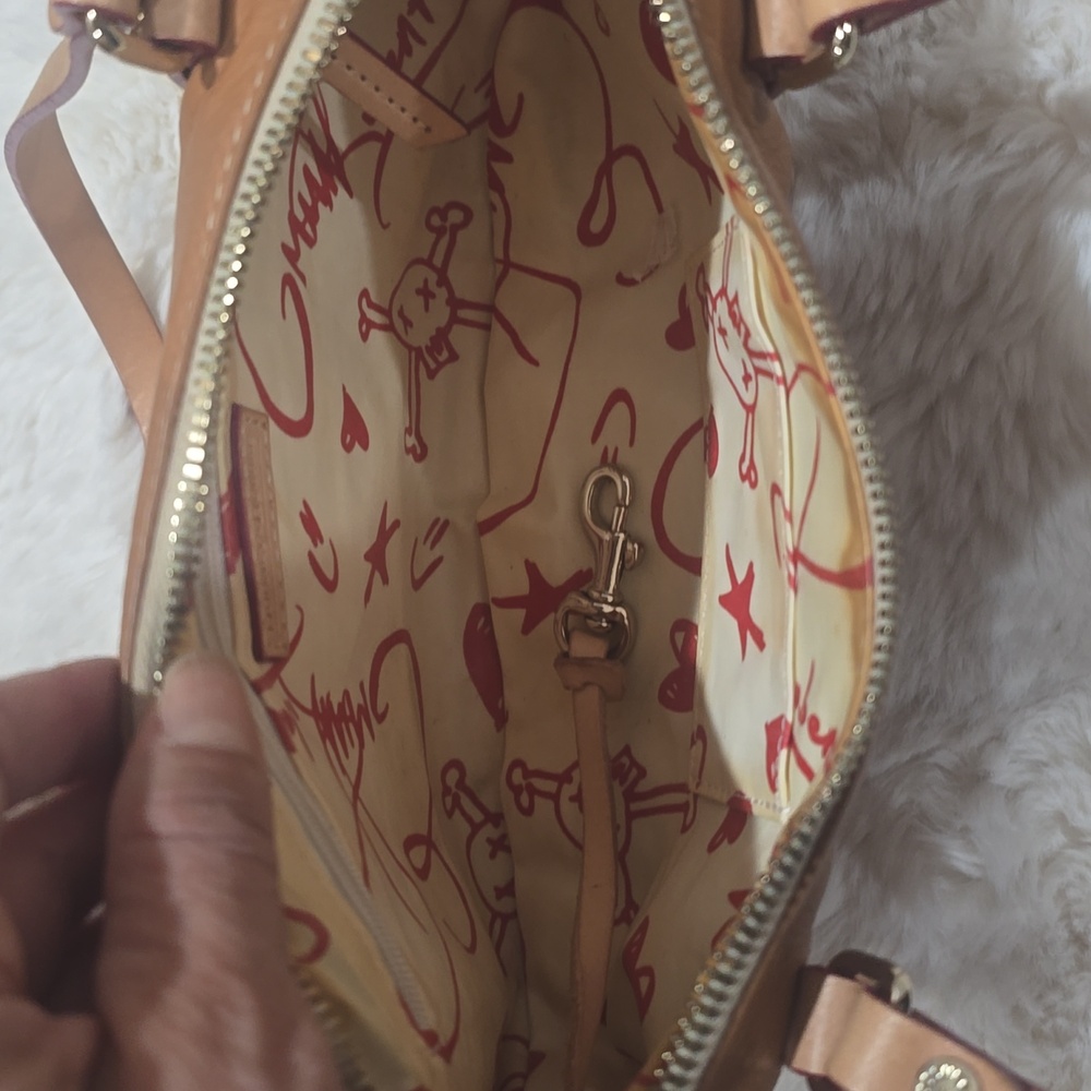 Emma Shoulder Bag - Picture 11 of 12